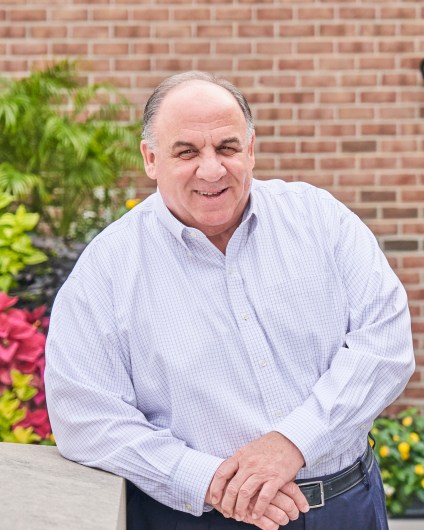 Headshot of Howard Eisenhardt