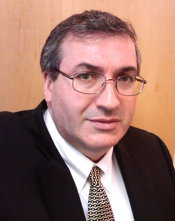 Headshot of David DeLouya